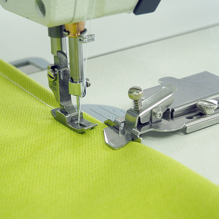MAGNETIC SEAM GUIDE FOR HEMMING